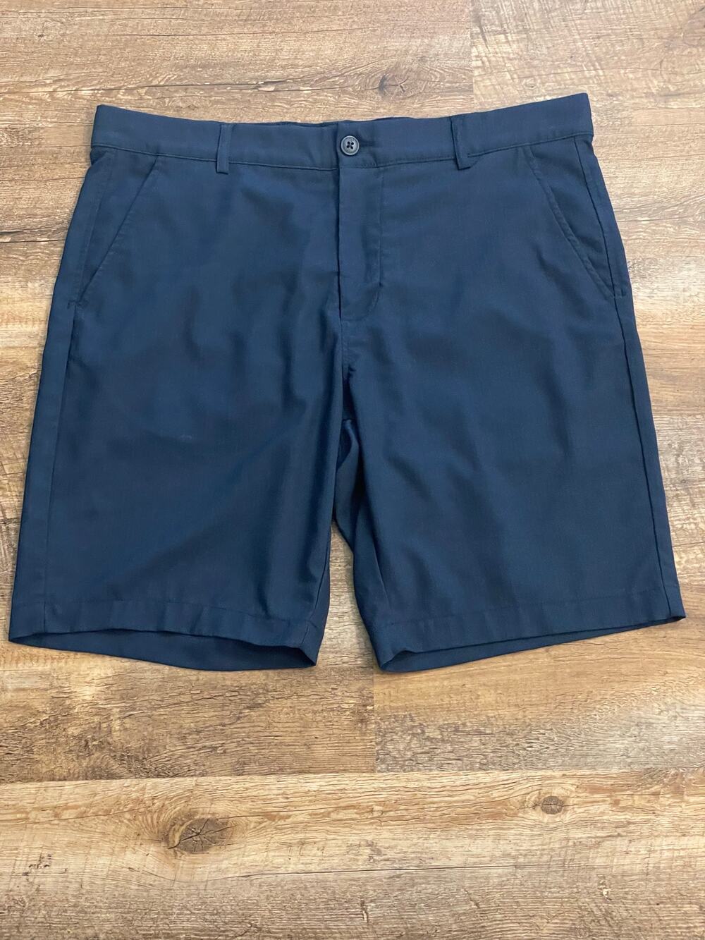 1764 signature.com   Navy "REID" Shorts for men. 34